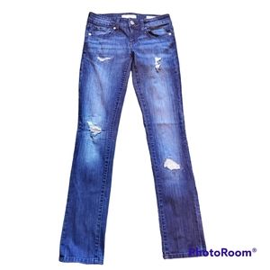 GUESS MEDIUM RISE SKINNY SARAH FIT MEDIUM WASH DENIM JEANS SIZE 26 EUC